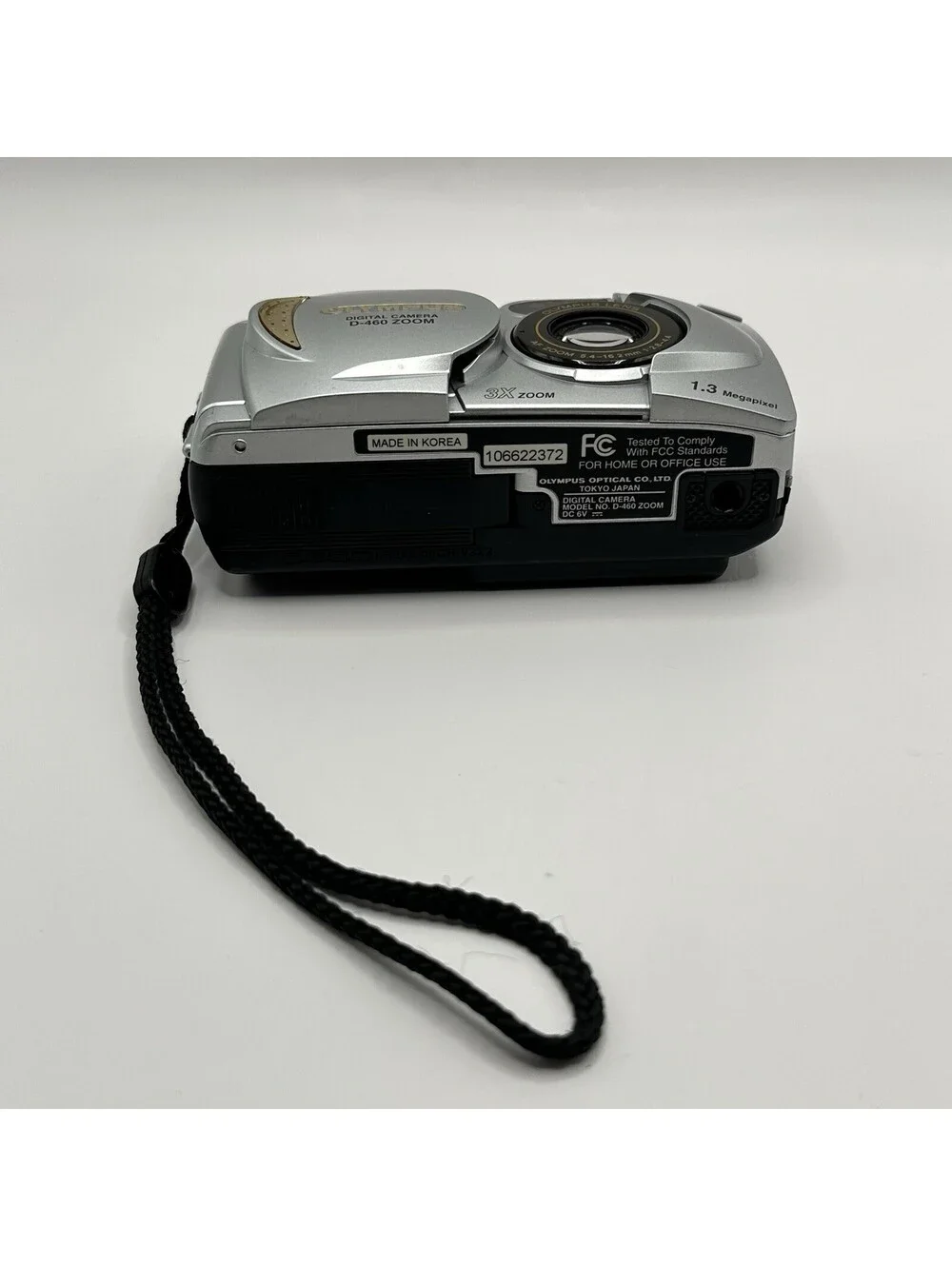 Olympus D-450 Zoom Silver 1.3mp Digital Camera 3x Optical Zoom Box Manual Case